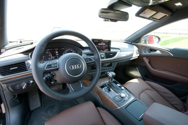 Audi A6 7 серии: плечом к плечу с «одноклассниками»